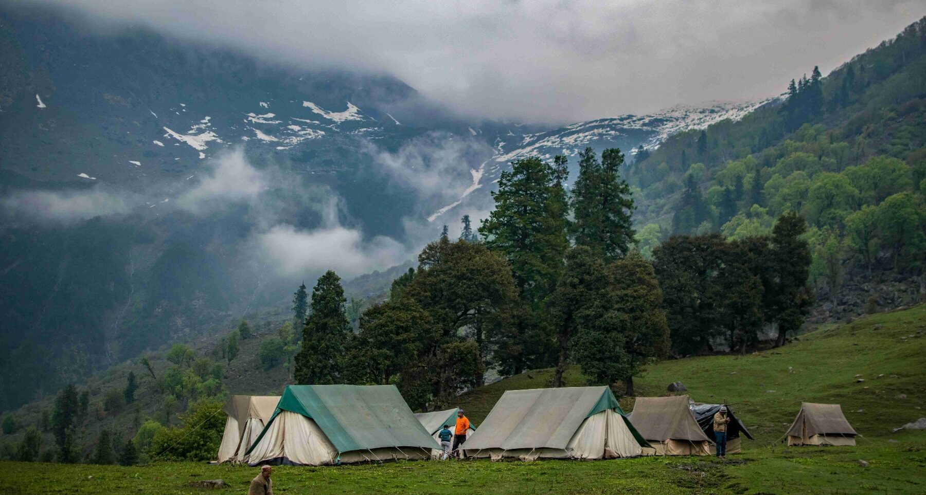 Nanda Devi Base Camp Trek _ india mountaineering